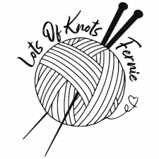 lots-of-knots-logo-my-edits-with-heart-thread